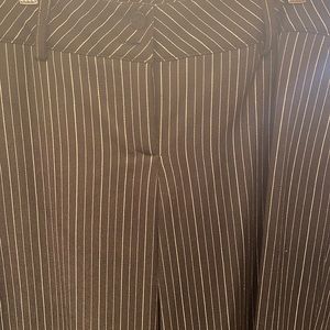 Worth New York black and metallic gold pants never worn size 4